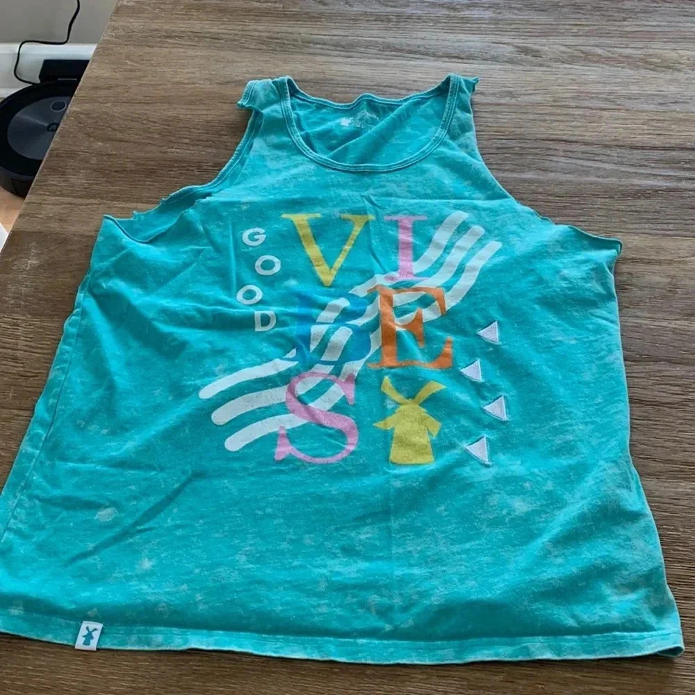 ✌️Dutch bros size medium tshirt made into tank top